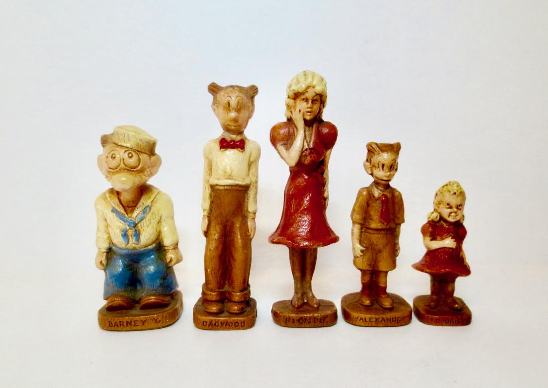 Syroco Composition Comics Figures (1 of 1)