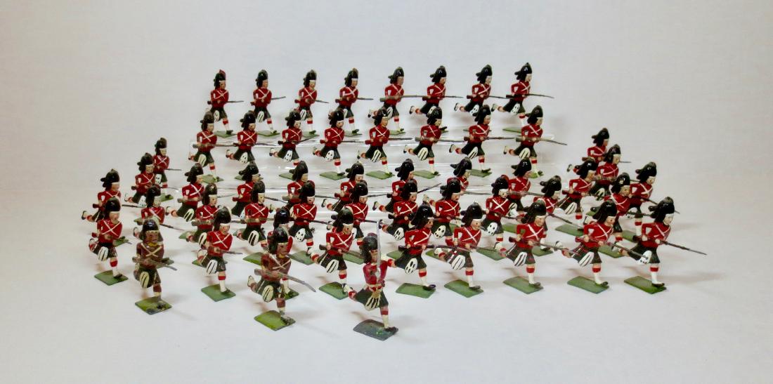 Britains Highlanders Charging Assortment (1 of 1)