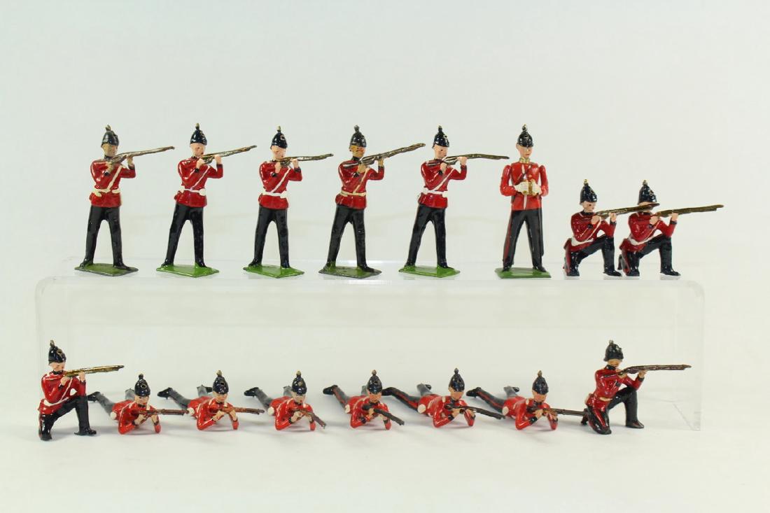 Britains Set  #2086 Queen’s Royal Regiment (1 of 1)