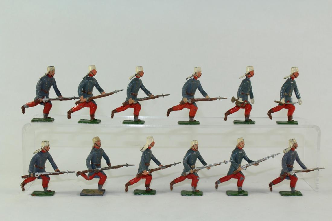 Heyde French Foreign Legion: Charging With Officer And Bugler Excellent Condition No Box 12 Pieces