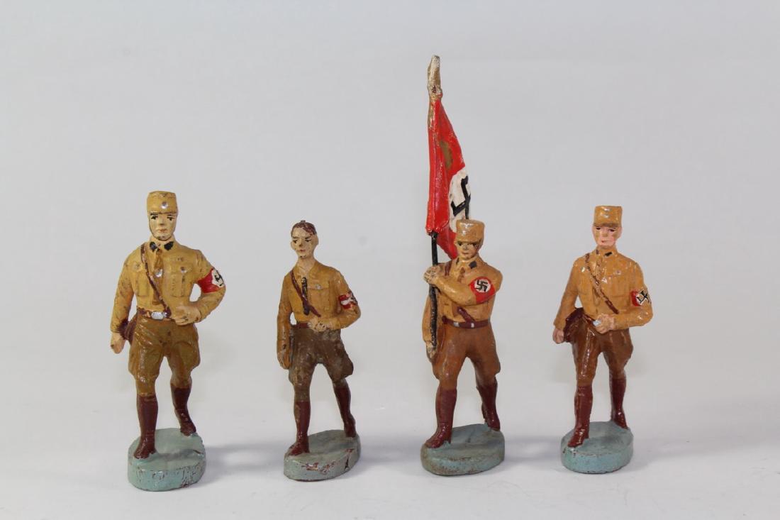 Elastolin SA Standard Bearer And Troops (1 of 1)