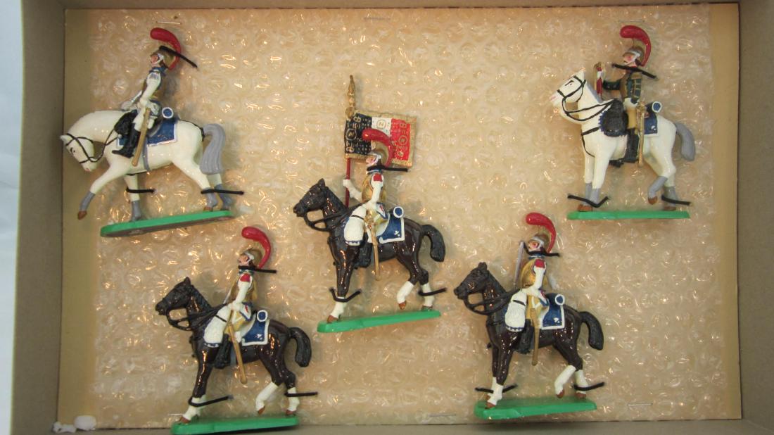 Mulberry Set #FN73 2nd Regiment Carabiniers: 2nd Regiment Carabiniers at halt. Officer, eagle bearer, 2 guards, 2 drummers. 5 pieces. Condition mint in excellent box.