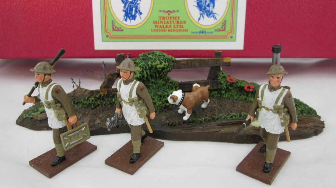 Trophy Set #GWD5 Stoke's Trench Mortar Crew: Stoke's Trench Mortar Crew in steel helmets. 7 pieces. Condition mint in excellent box.