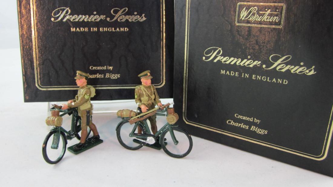 Premier #8940 Sergeant, Dorset Yeomanry: 2 Sets of Sergeant of Dorset Yeomanry with bicycle. 4 pieces. Condition mint in 2 excellent boxes.