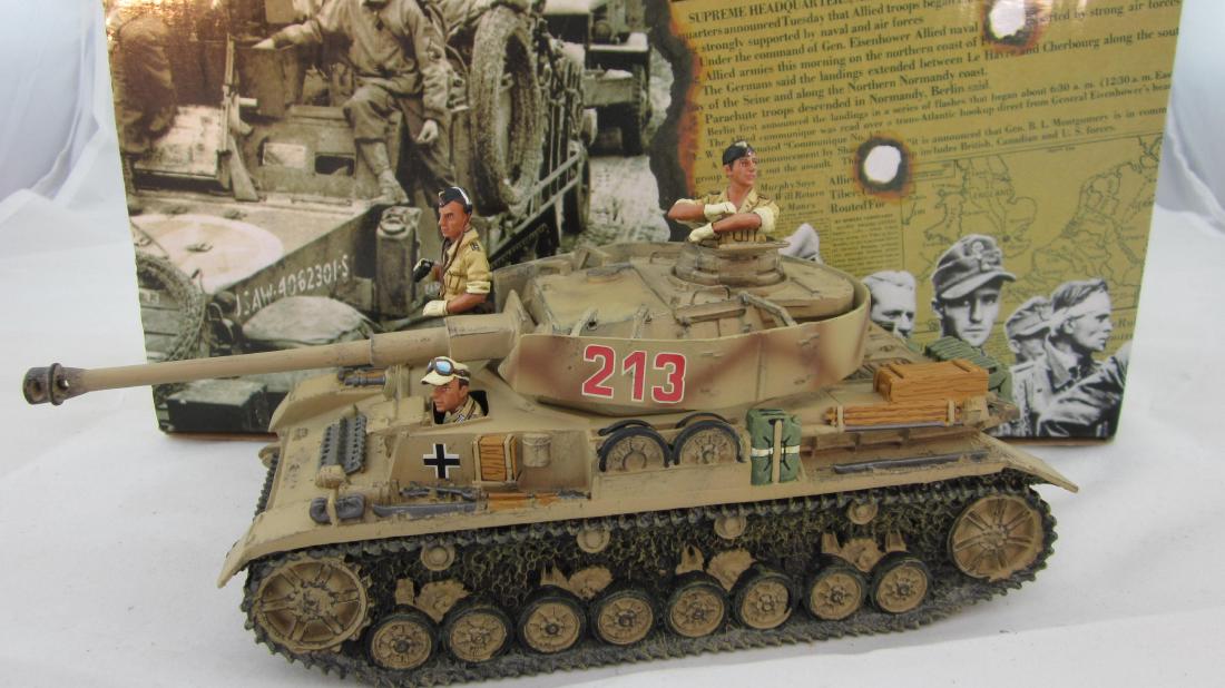 King & Country #AK023 Desert MKIV Tank: MKIV Tank with 75mm Gun. 2 pieces. Condition mint in excellent box.