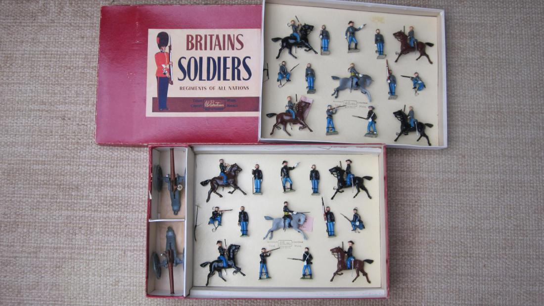Britains Set #2070 Civil War 2 Tier Display Set (1 of 1)
