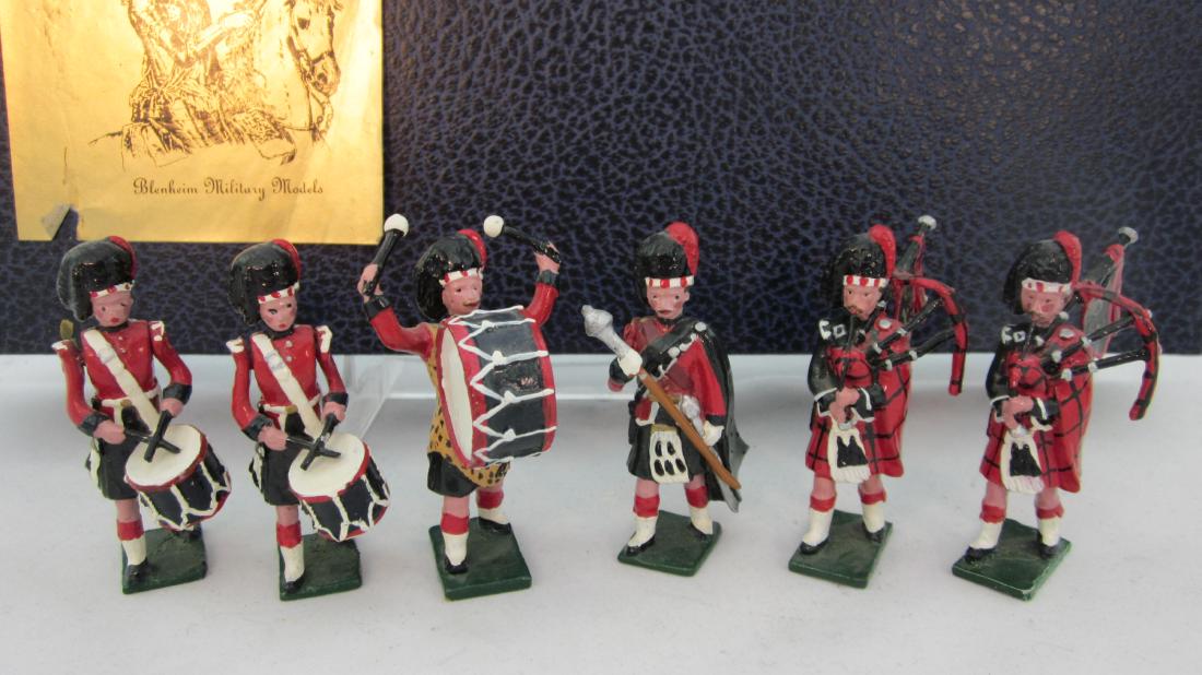 Blenheim #B37 Black Watch Pipes & Drums (1 of 1)
