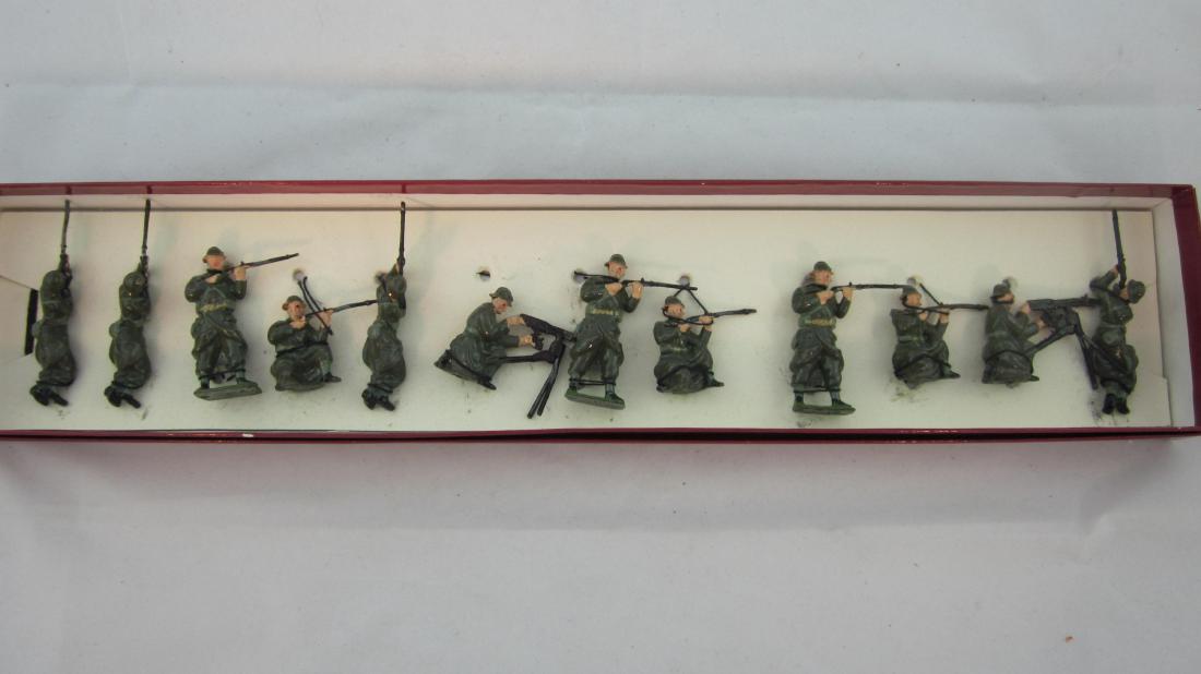Britains Set #1383 Belgian Infantry in Action (1 of 1)