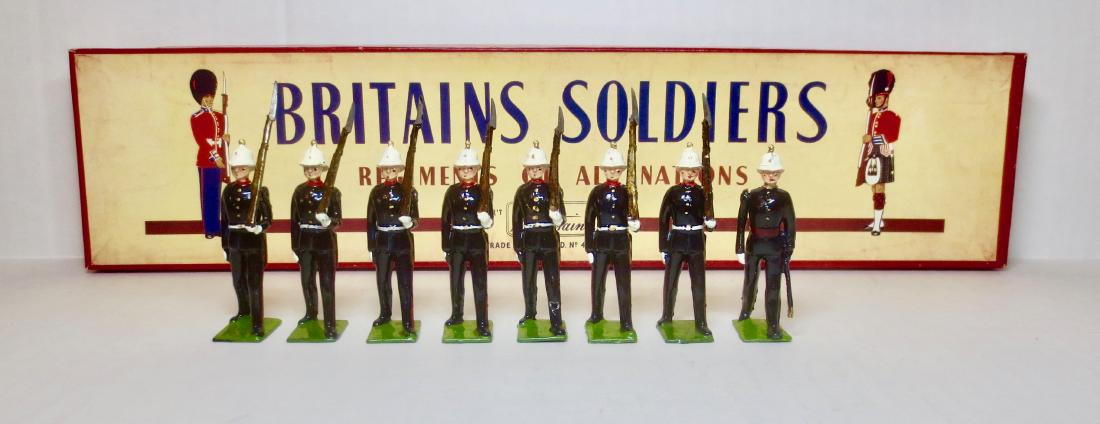 Britains Set #35 Royal Marines Marching at Slope (1 of 1)