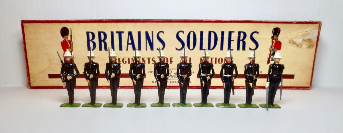 Britains Set #2071 Royal Marines Present Arms (1 of 1)
