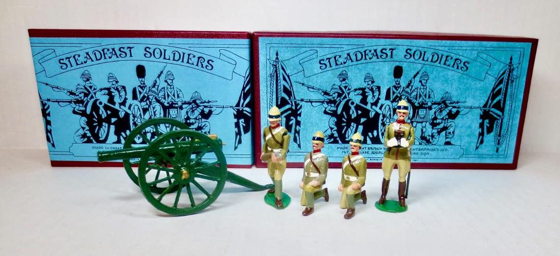 Steadfast Set #SF53 and SF56 RHA Gun & Crew: 5 pieces. Excellent condition. Boxes very good.