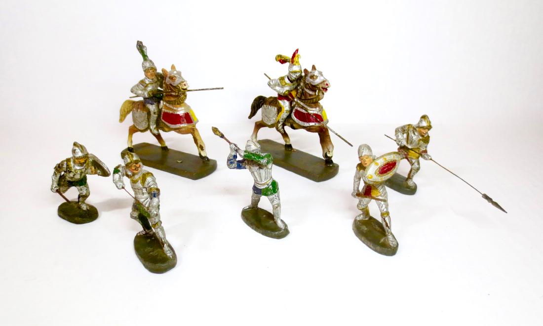 Elastolin Composition Knights (1 of 1)