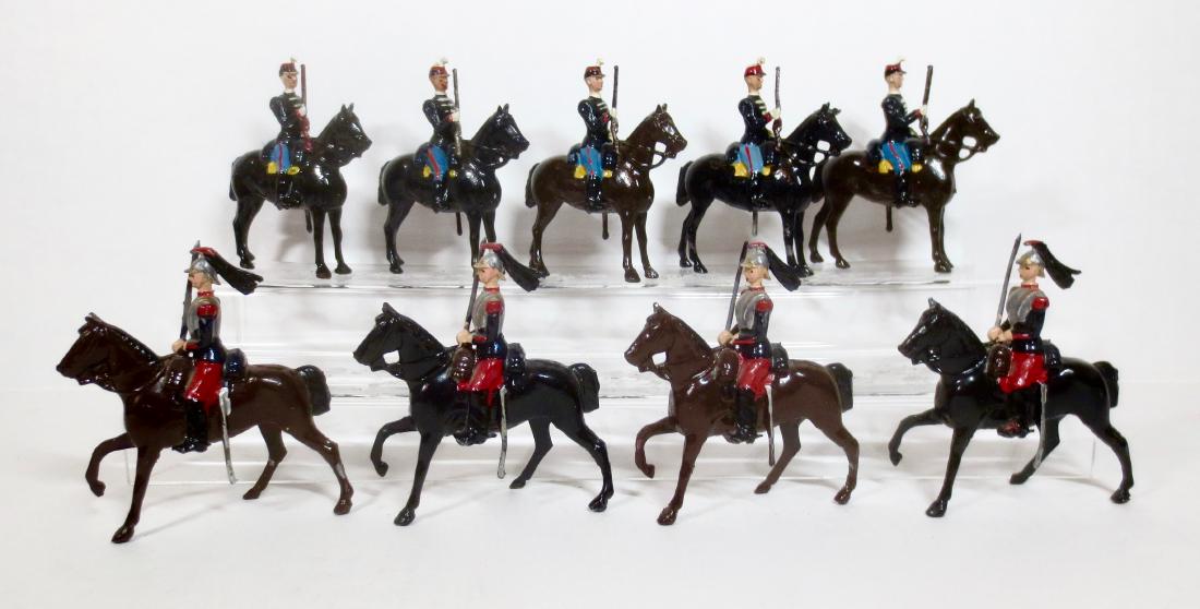 Britains From Sets #190 and #138: Belgian Chaussers and French Cuirassiers. 9 pieces. Post-war. Excellent condition. Unboxed.