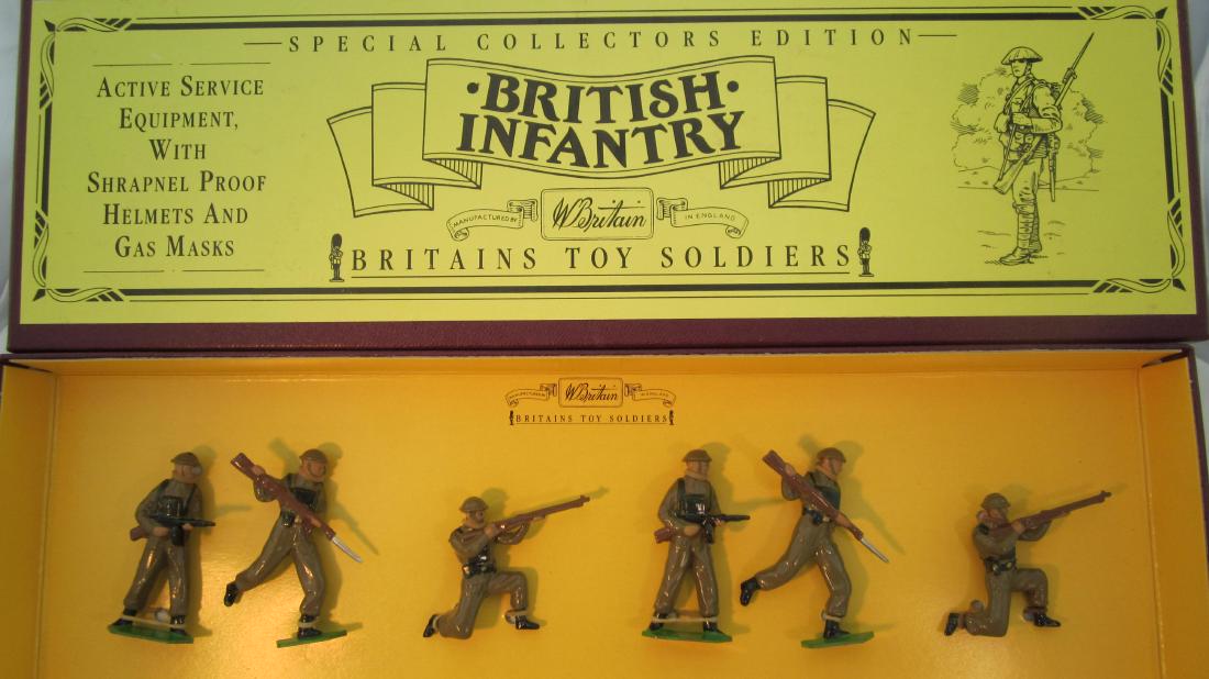 Britains Set #8803 British Infantry in Khaki. (1 of 1)