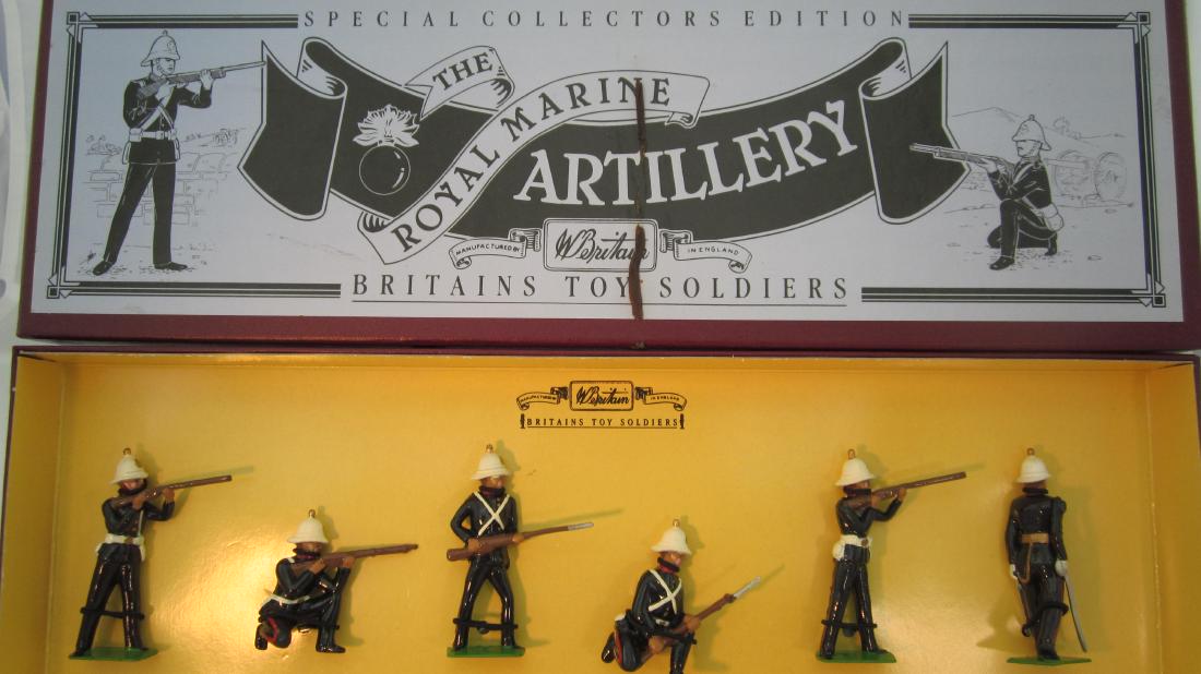 Britains Set #8826 Royal Marine Artillery. (1 of 1)