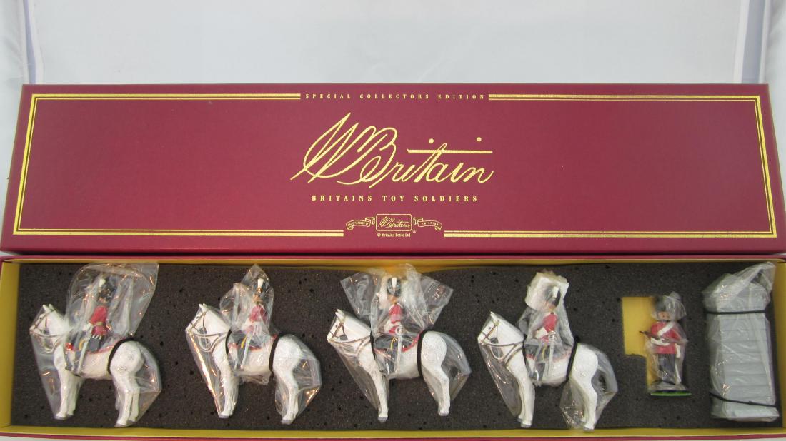 Britains Set #00075 Scots Greys with Sentry Box. (1 of 1)