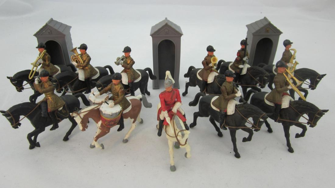 Britains Set #7840 Eyes Right LifeGuards Band. (1 of 1)