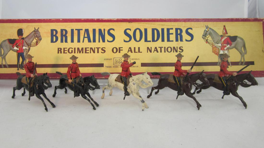 Britains Set #1349 Canadian Mounted Police. (1 of 1)