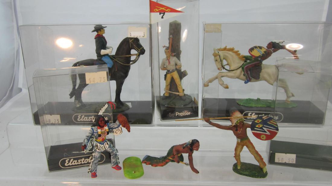 Elastolin/Preiser Cowboys, Indians, 7th Cavalry. (1 of 1)