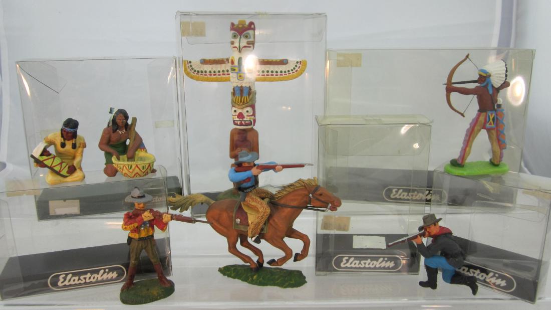 Elastolin/Preiser Cowboys, Indians, 7th Cavalry. (1 of 1)