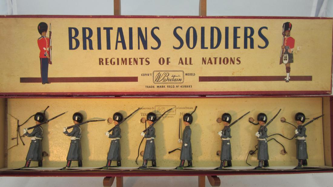 Britains Set #312 Grenadier Guards in Cloaks. (1 of 1)
