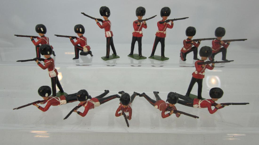 Britains #1283 Grenadier Guards Firing. (1 of 1)