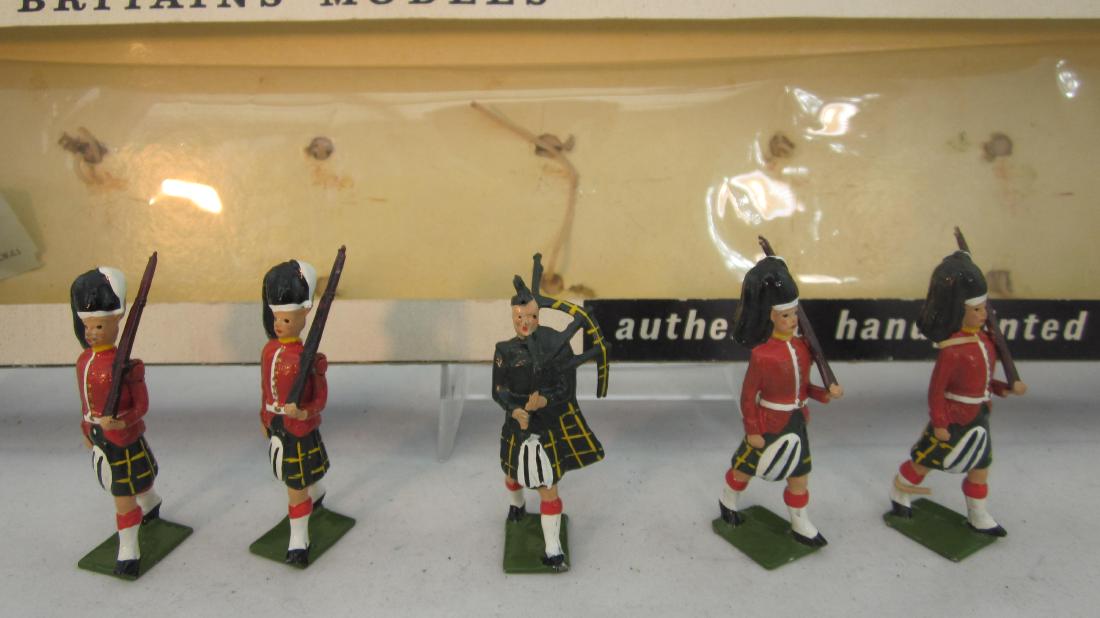 Britains Set #9131 Gordon Highlanders. (1 of 1)