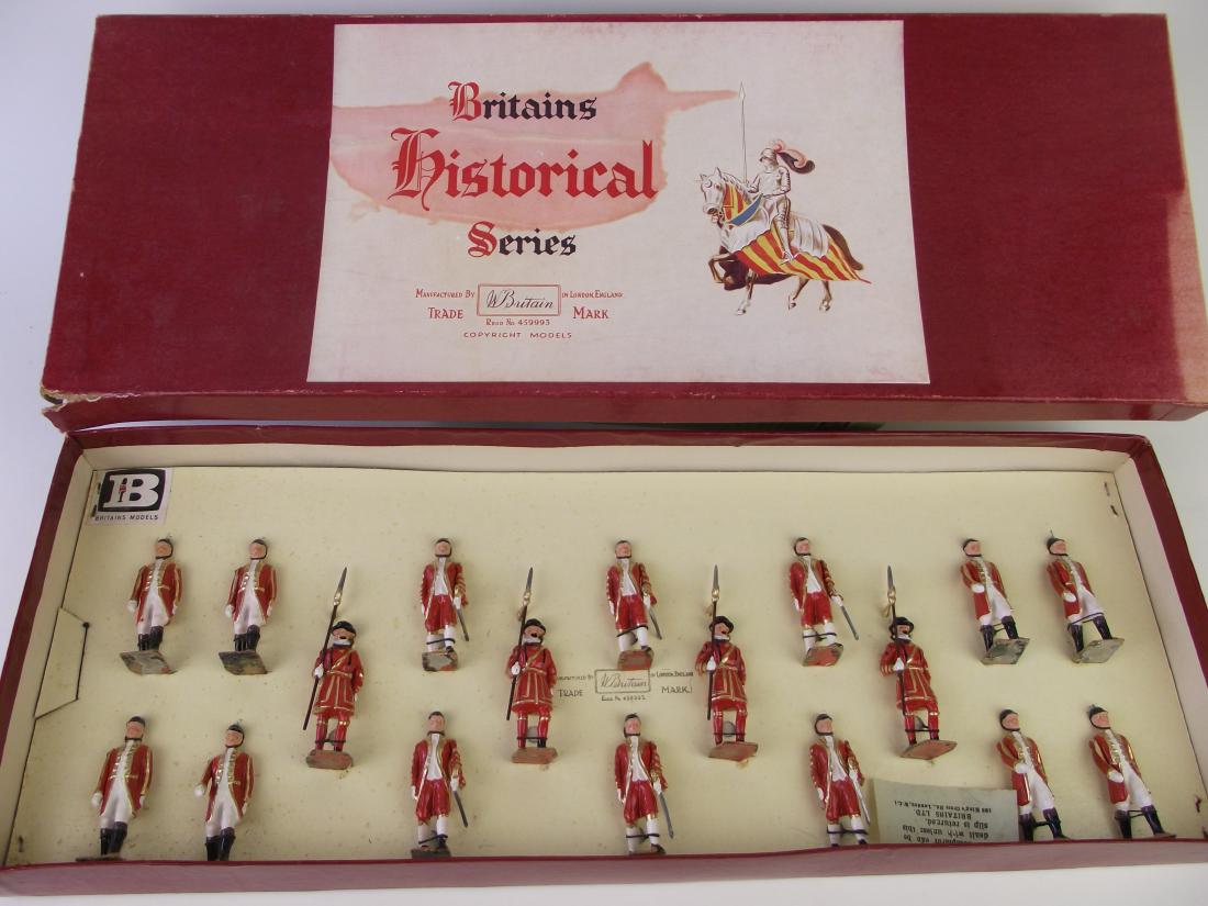 Britains # 9404 Attendants to State Coach (1 of 1)