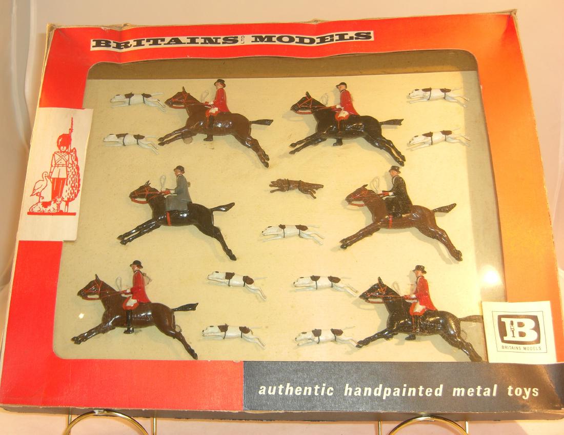 Britains #9656 Full Cry Hunt Set (1 of 1)