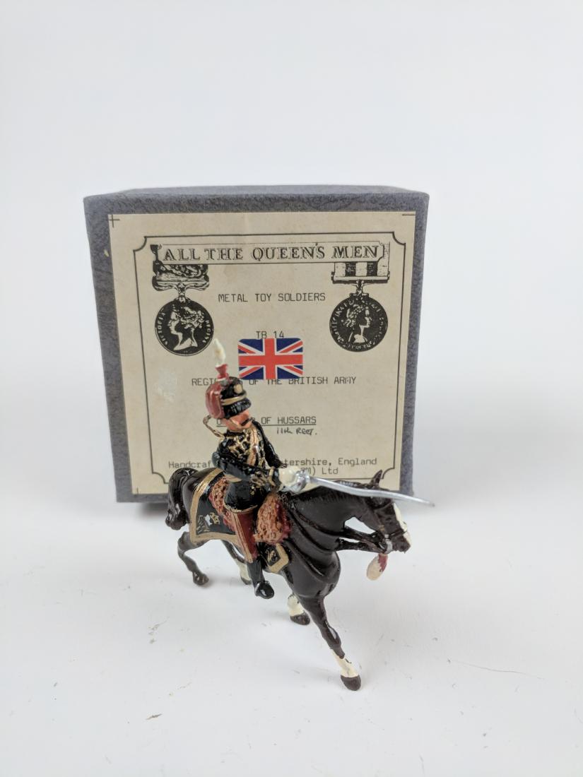 AQM TB14  11th Hussars Officer (1 of 1)