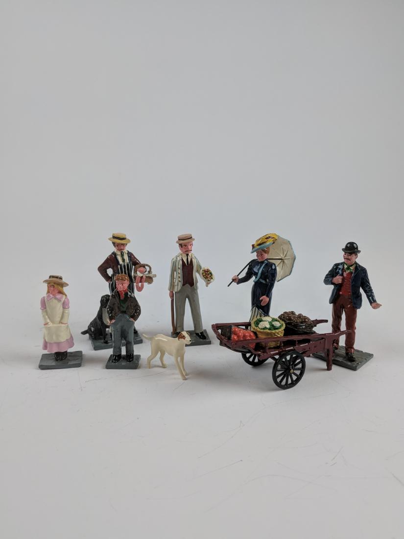 Trophy Civilians: 11 Pieces Condition Excellent No Box