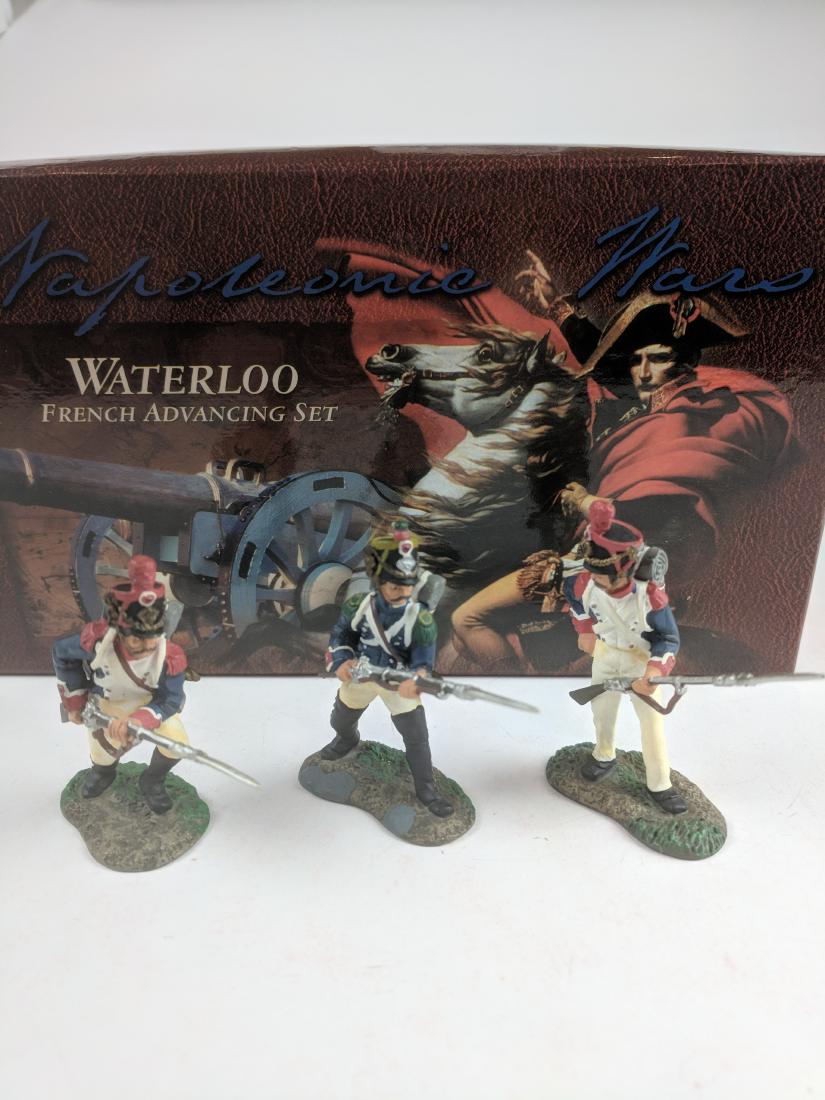 Britains 00152 French Advancing Set (1 of 1)