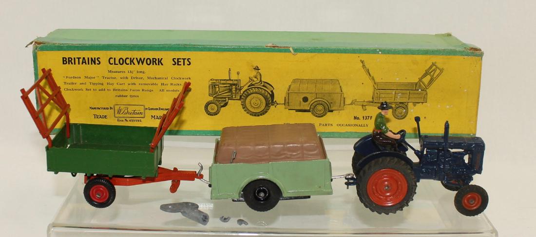 Britains Farm Set #137F Clockwork Set (1 of 1)