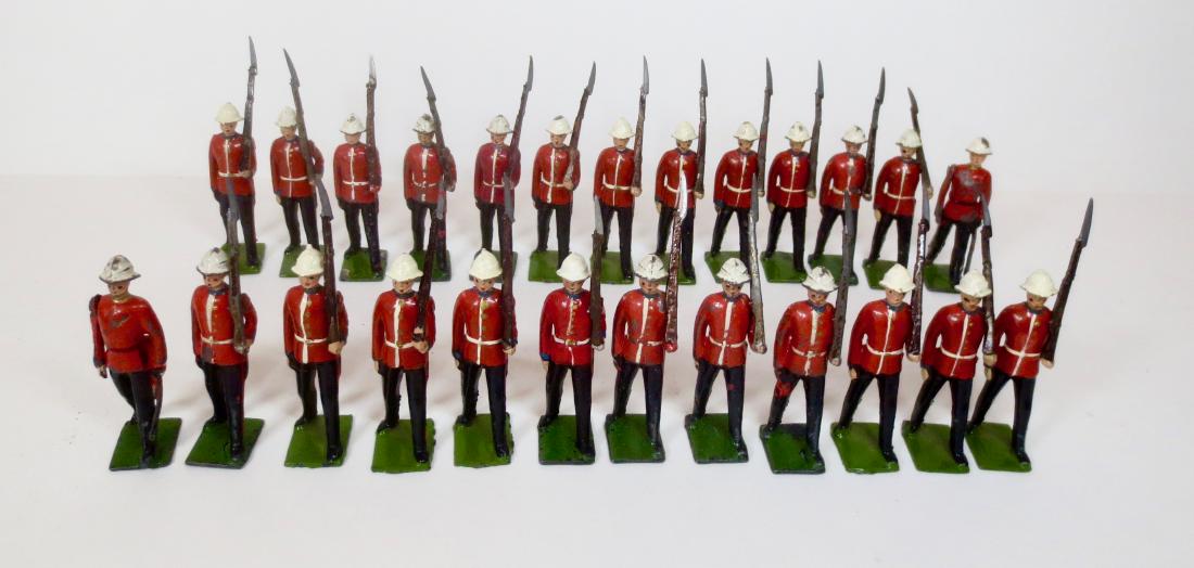 Britains From Set 1633 Princess Patricia's: Canadian Light Infantry. 25 pieces. Post-war. Very good to good condition, with some paint wear and 1 loose arm. Unboxed.