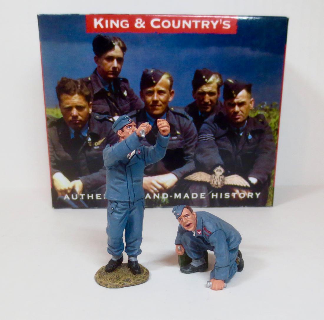 King & Country LW005 Luftwaffe Ground Crew (1 of 1)