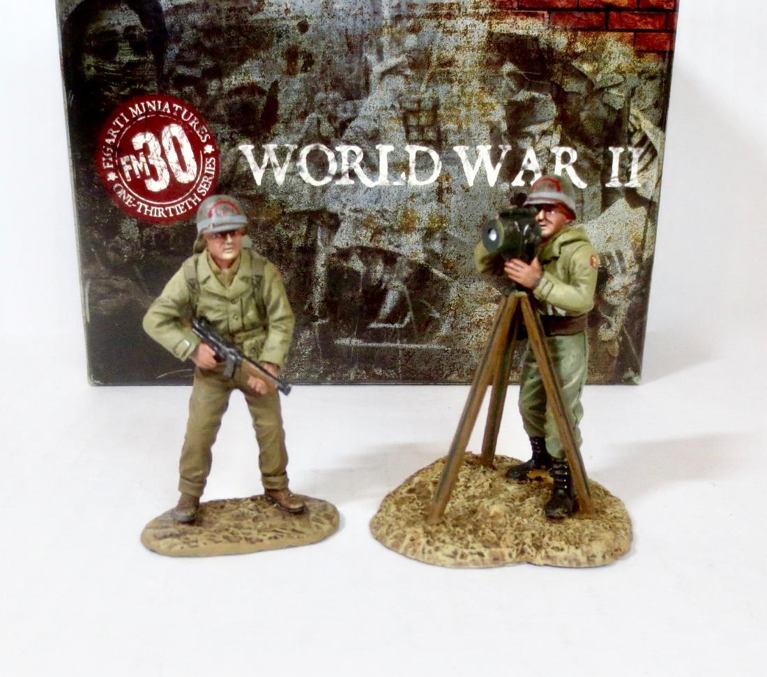 Figarti ETA-11 "Sons of Beaches": 2 pieces. Limited Edition Set of only 100 made. Excellent condition. Box excellent.