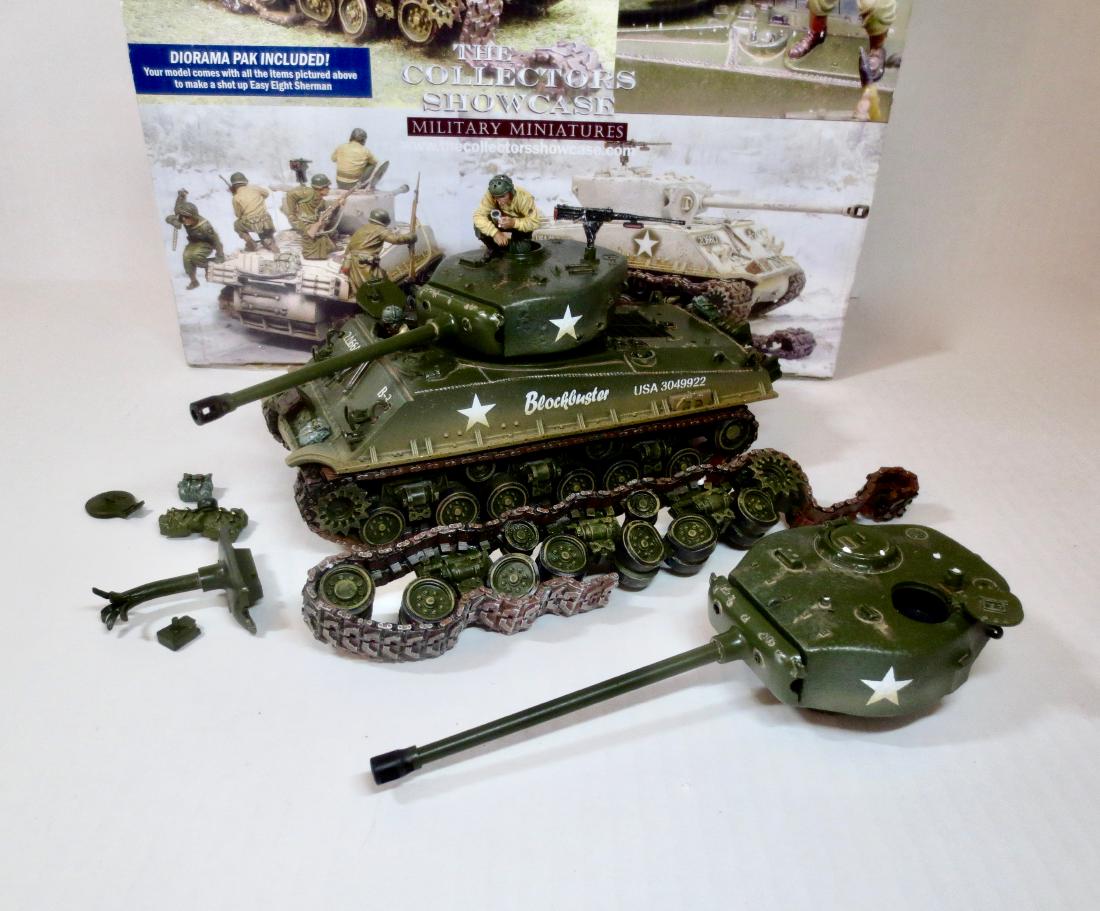 The Collectors Showcase CS00459 M4A3E8 Sherman (1 of 1)