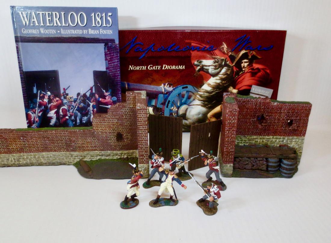 Britains 00148N North Gate Diorama  with Book (1 of 1)