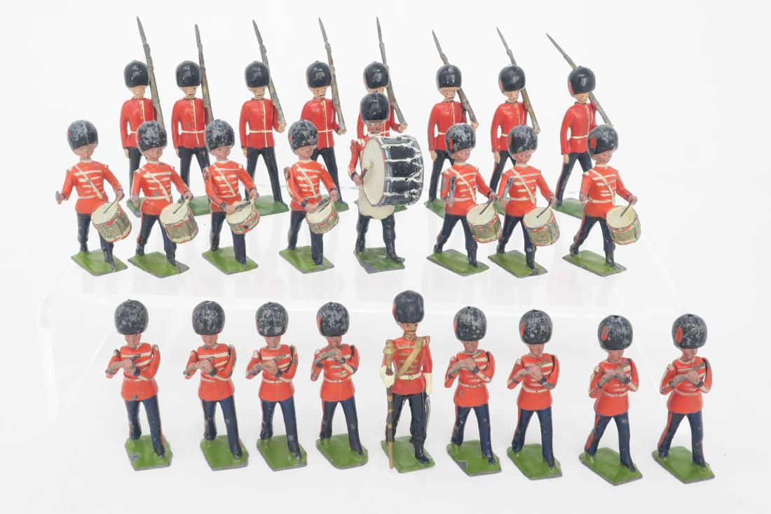 Britains #322 Guards Drum and Fife band (1 of 1)