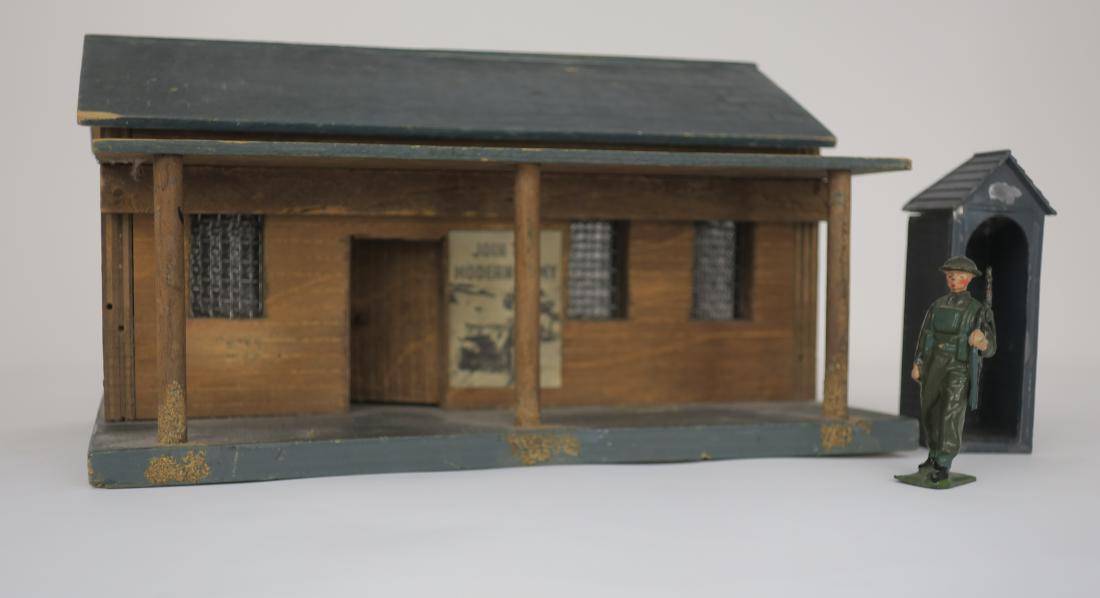 Britains #1734 Hugar Guard House (1 of 1)