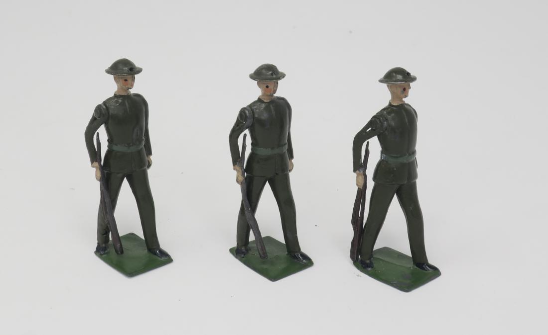 Britains Scots Guards in steel helmets (1 of 1)