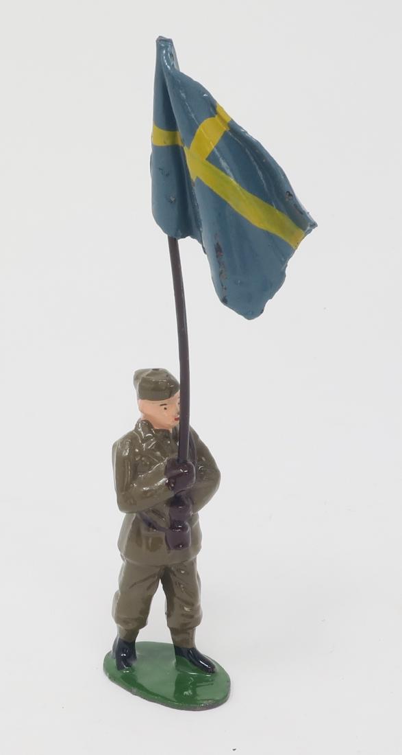 Timpo Swedish Flag Bearer (1 of 1)