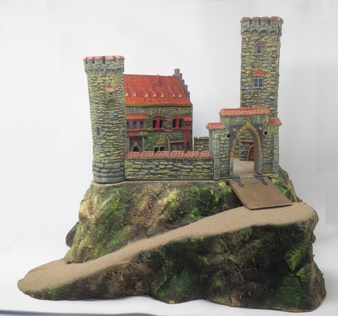 Elastolin Large hilltop fort (1 of 1)