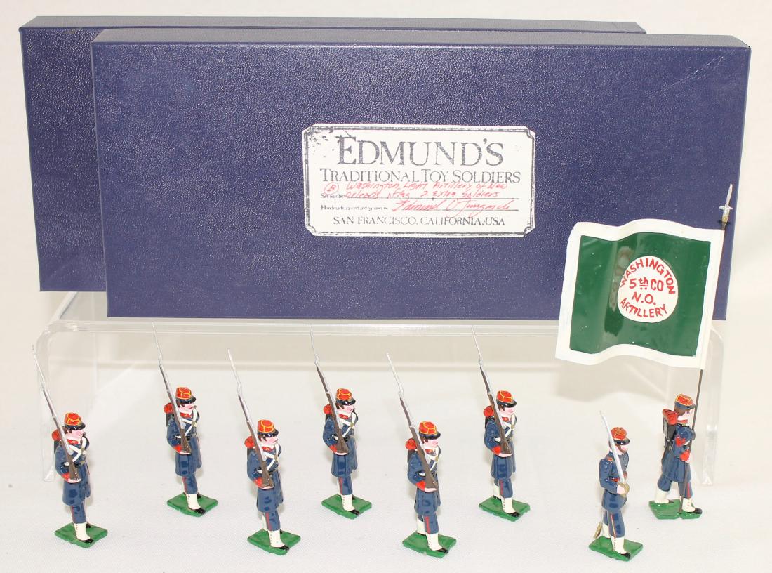 Edmund's Louisiana Washington Artillery: Edmund's Louisiana Washington Artillery Battalion Color Party (1861). Expanded set includes special order flag bearer and extra trooper. 8 pieces. Condition excellent. Boxes very good.