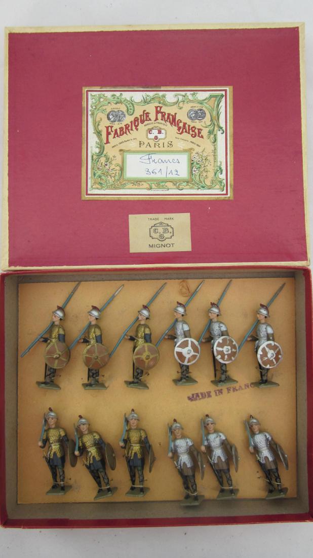 Mignot Set 361/12 Francs with Axes & Spears (1 of 1)