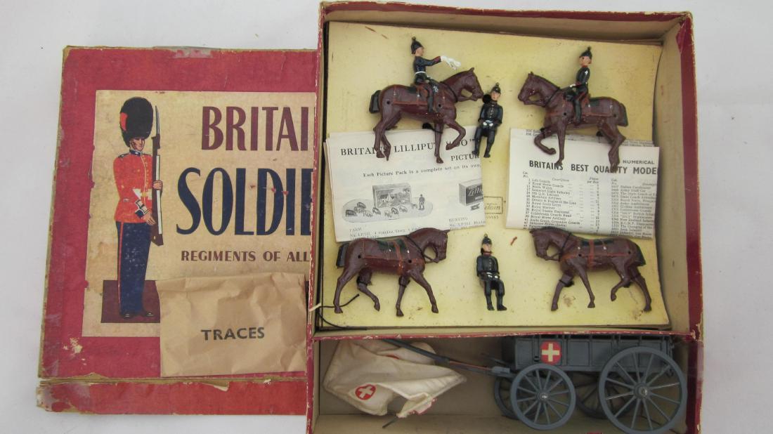 Britains Set #145 Army Medical Ambulance (1 of 1)