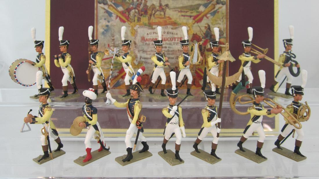 Lucotte French 67th Ligne Musique: French 67th Ligne Musique. 16 pieces circa 1999, a special Lucotte Collectors Club set with 1 extra figure. Condition excellent in excellent box.