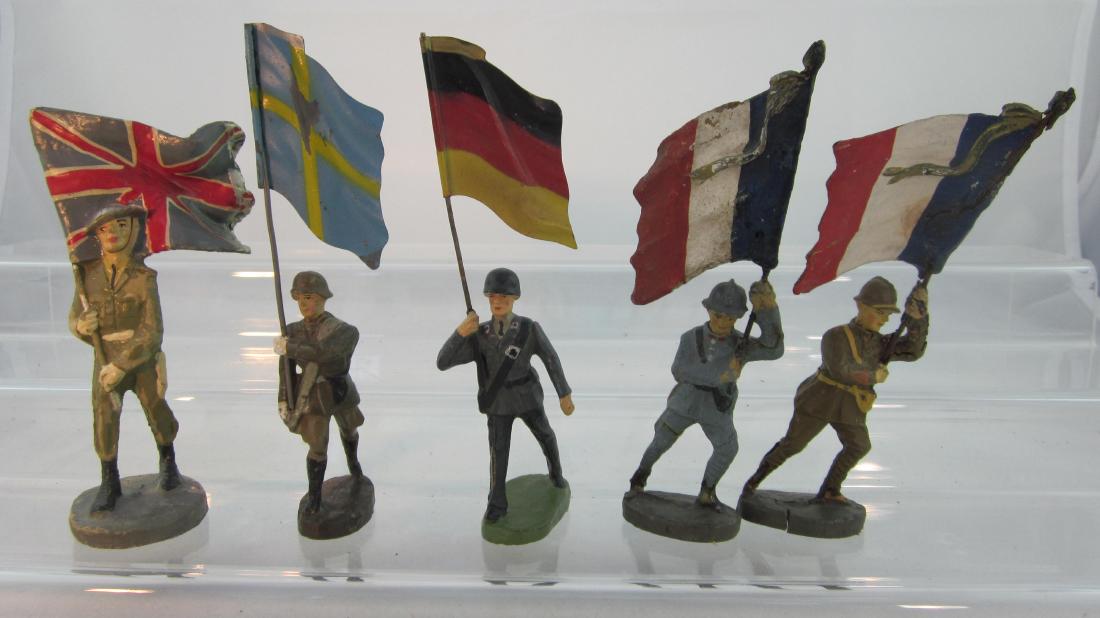 Elastolin Flagbearer Assortment (1 of 1)