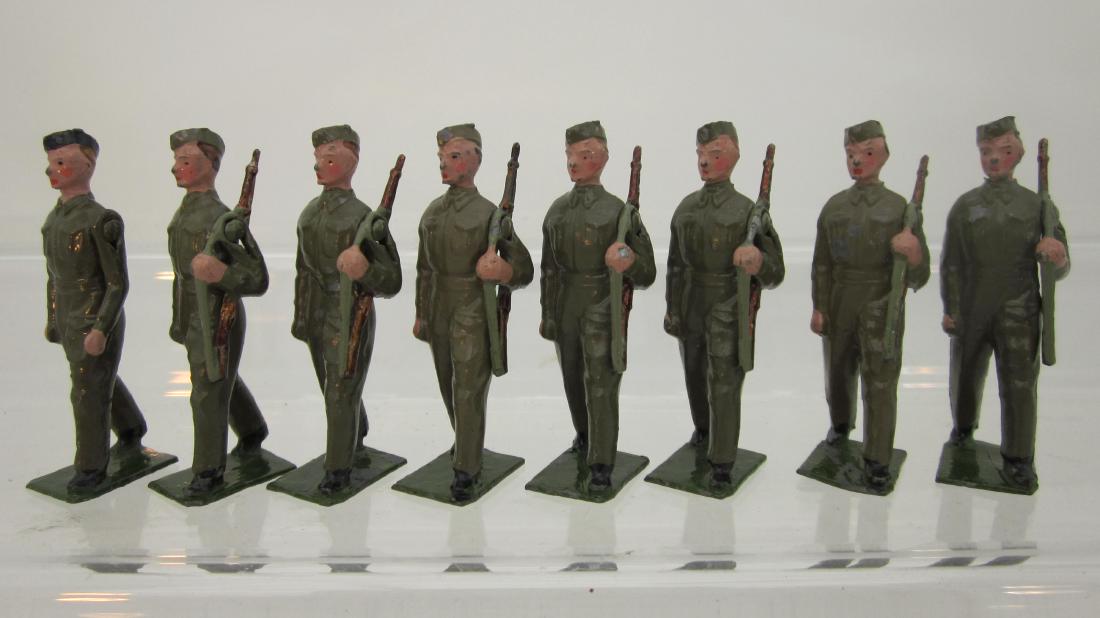 Britains Set #1918 Home Guard Slung Rifles (1 of 1)