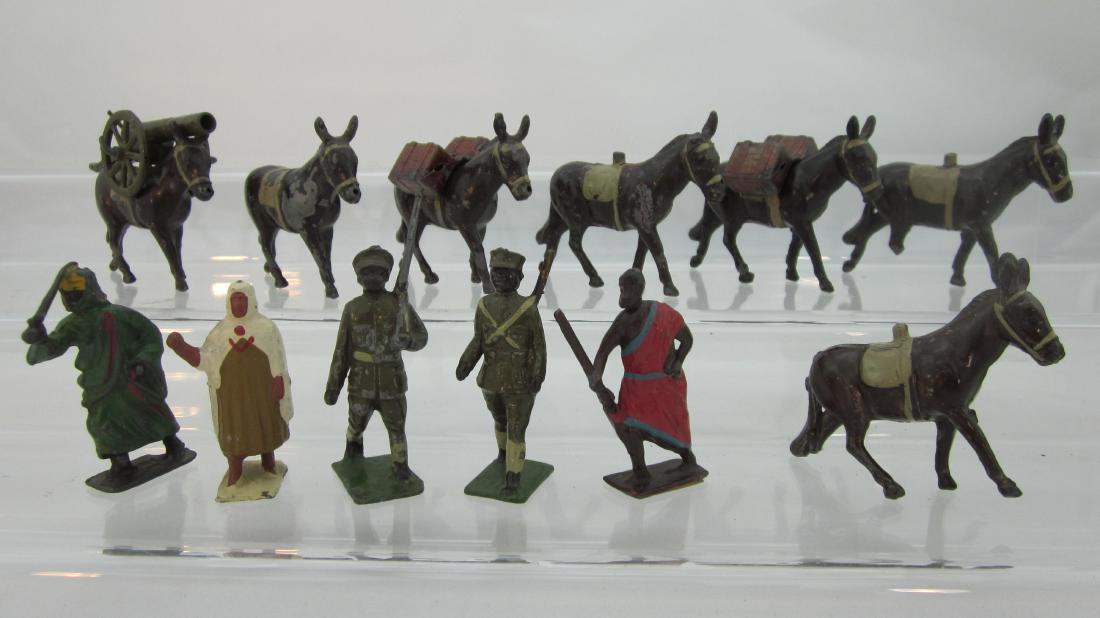 John Hill & Co. Ethiopian Conflict Mule Battery: Johill Ethiopian Gun Team, 7 mules, gun, 2 loads, 2 Ethiopian troops & 3 Abyssinian natives. 15 pieces. Condition good to very good, 2 mules bottom half of rear leg gone, 1 mule large paint chips